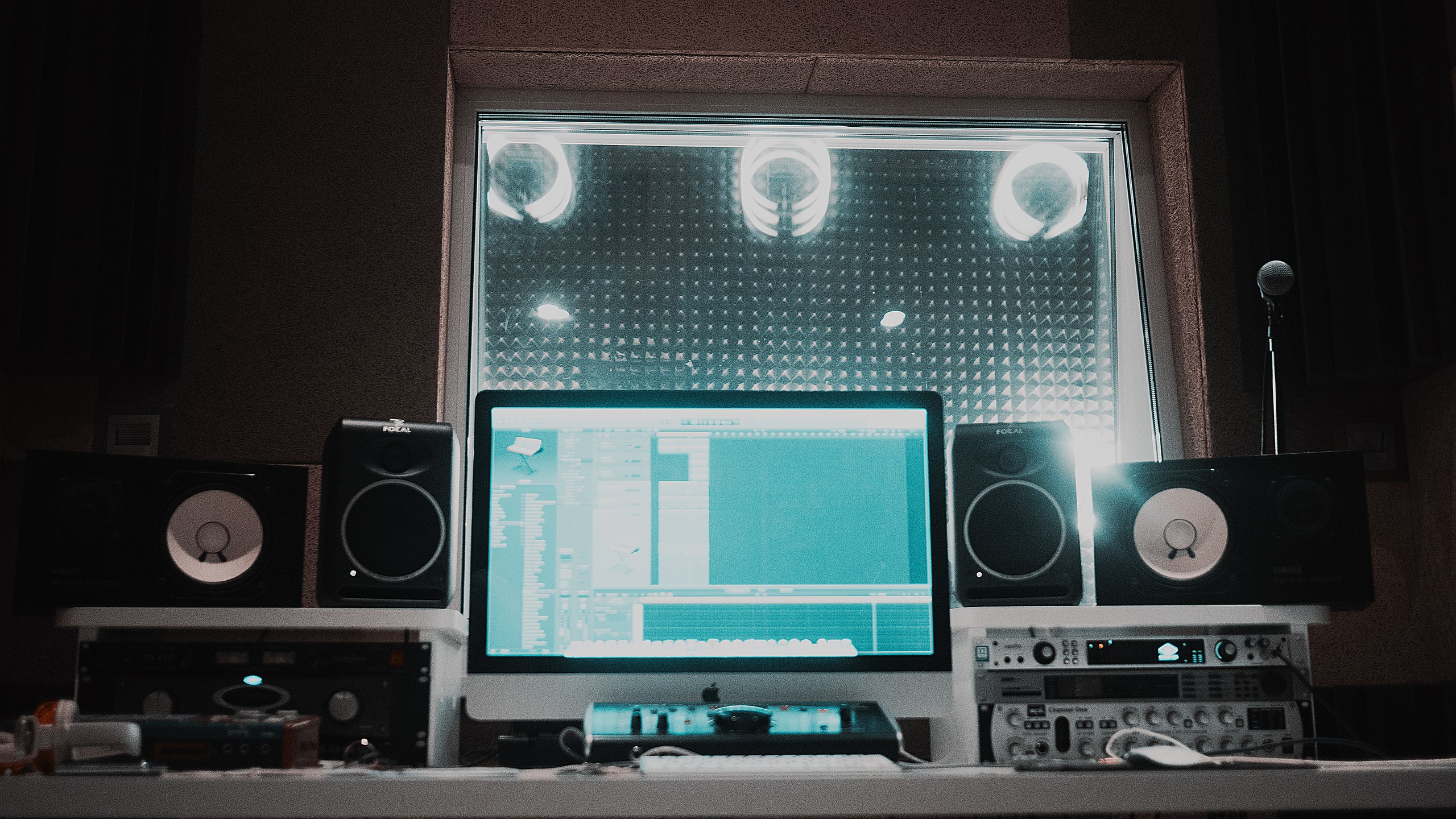 Вот так выглядит студия звукозаписи Записать-Песню.рф